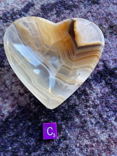 Amber Onyx Heart Dish